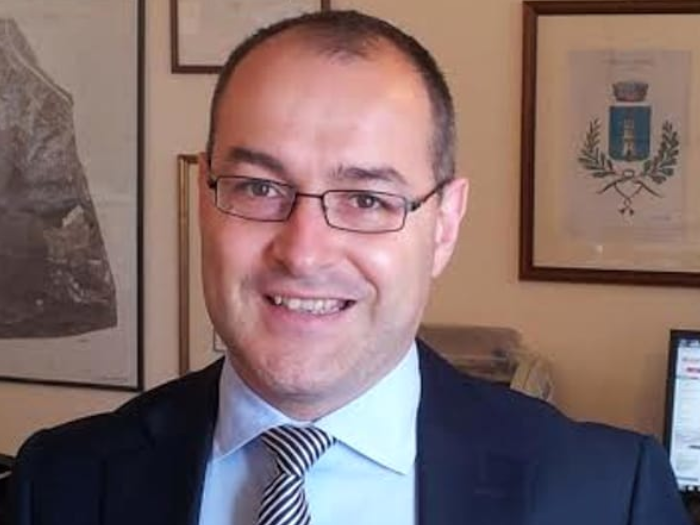 https://www.lacicala.org/immagini_news/17-04-2019/rocca-priora-sindaco-pucci-garantisce-continuita-giunta-nominando-assessore-giampiero-pezzetta-.png