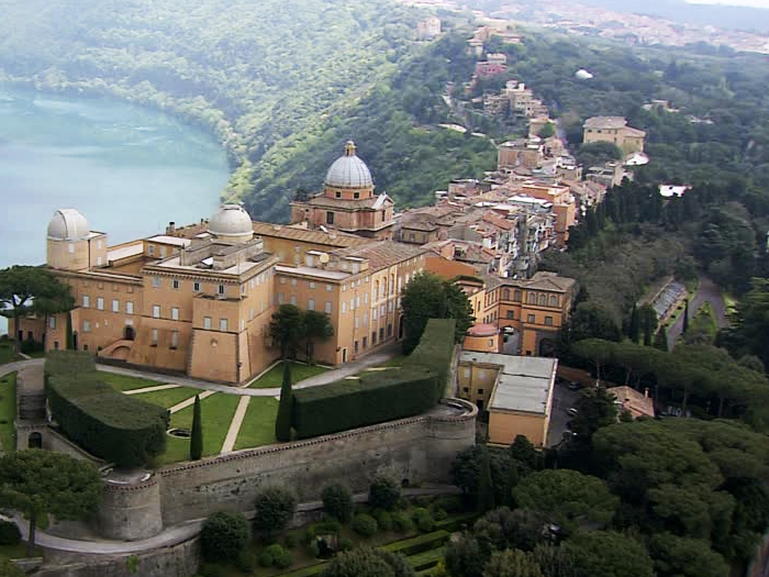 https://www.lacicala.org/immagini_news/28-03-2019/castel-gandolfo-raccolta-porta-porta-settimana-vedono-risultati-novita-introdotte-.png